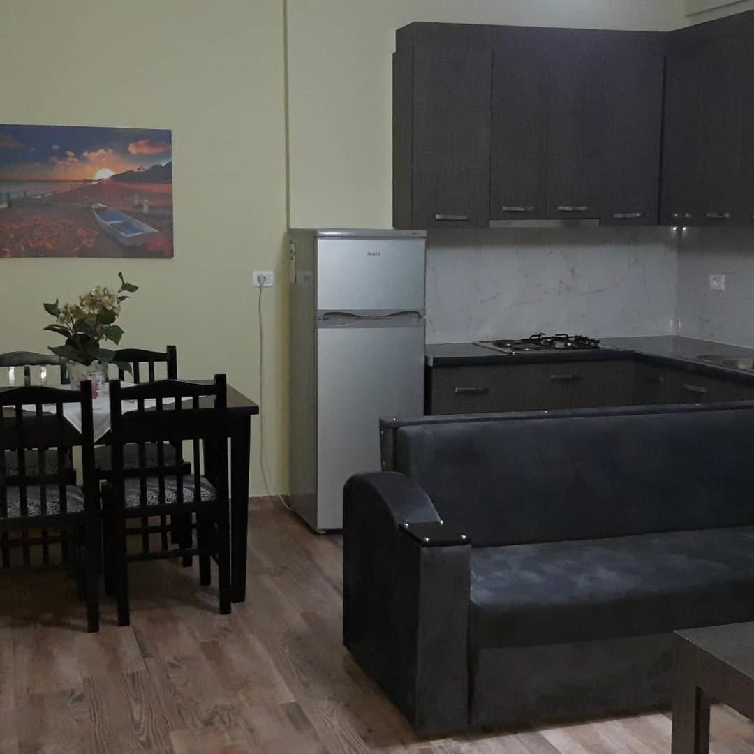 Disy Apartments Vlorë Quarto foto