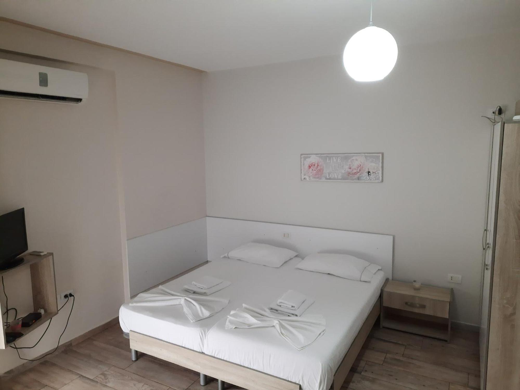 Disy Apartments Vlorë Exterior foto